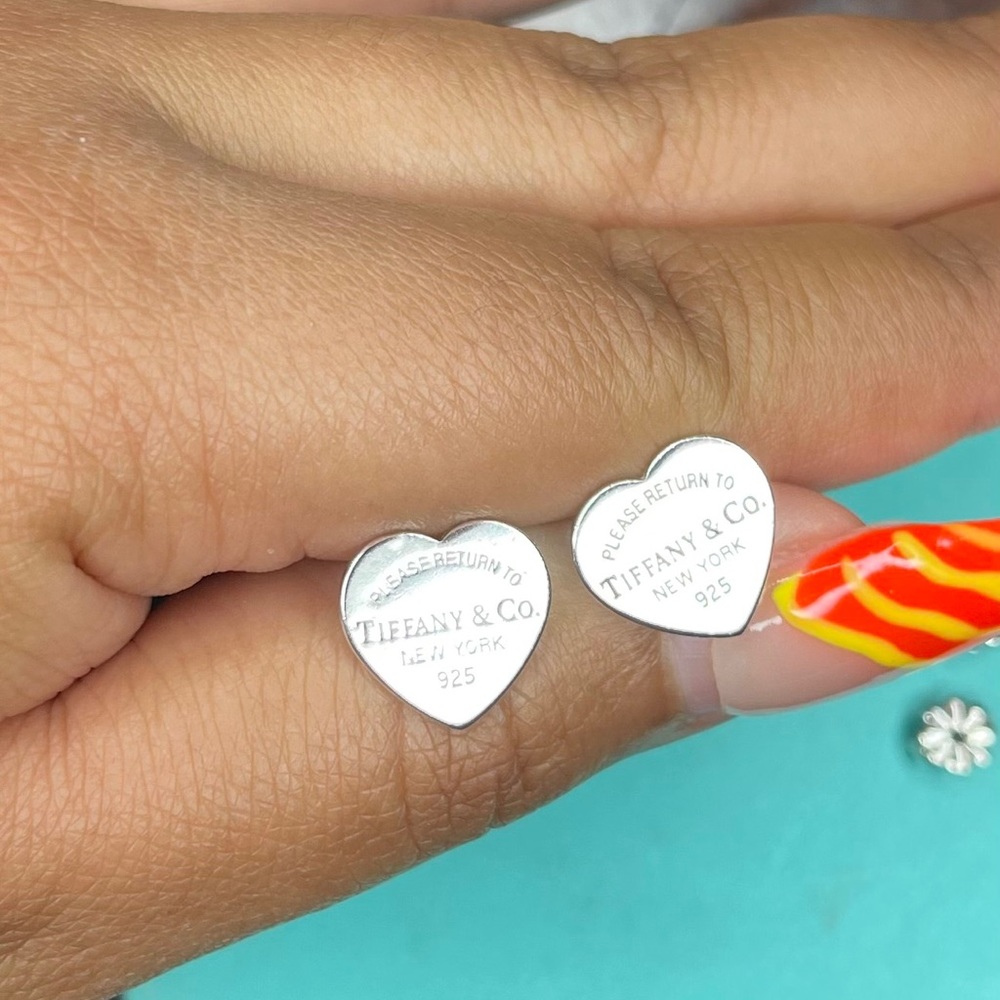 Tiffany & Co Medium Heart Tag Earrings